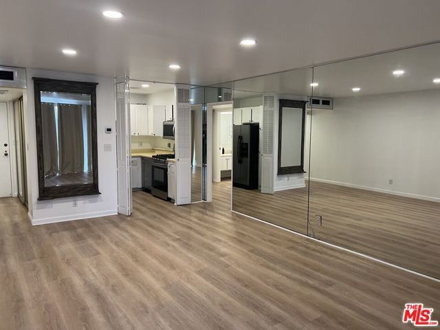 800 W 1st Street 2607, Los Angeles, CA 90012