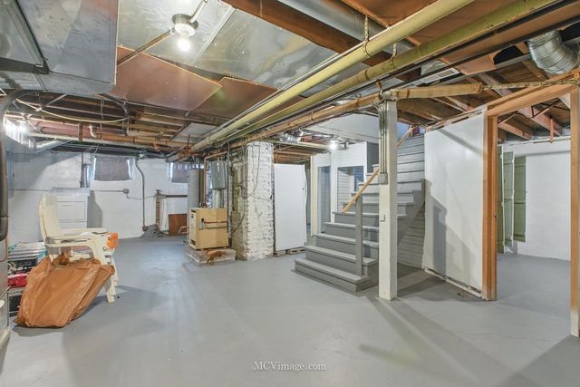 10130 S Lowe Avenue, Chicago, IL 60628