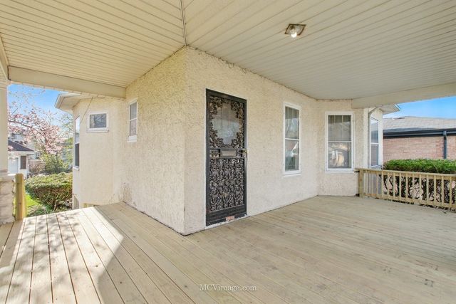 10130 S Lowe Avenue, Chicago, IL 60628