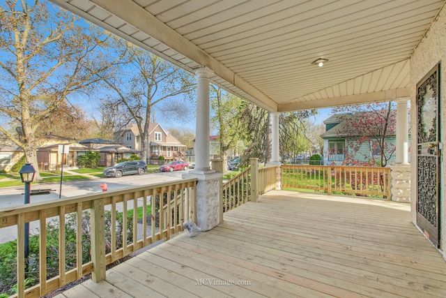 10130 S Lowe Avenue, Chicago, IL 60628