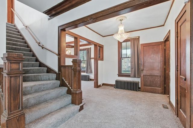 10130 S Lowe Avenue, Chicago, IL 60628