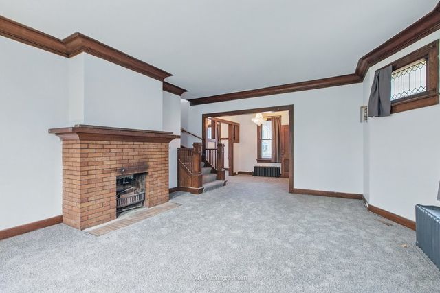 10130 S Lowe Avenue, Chicago, IL 60628