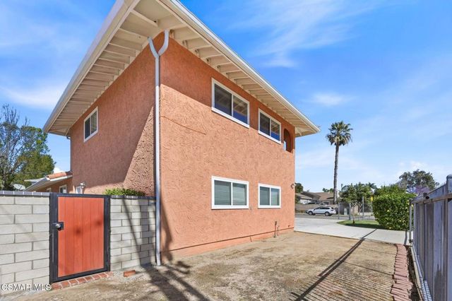 3279 Avenida Simi, Simi Valley, CA 93063