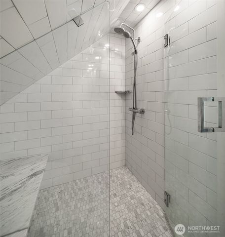 27704 Manzanita Beach Road SW, Vashon, WA 98070