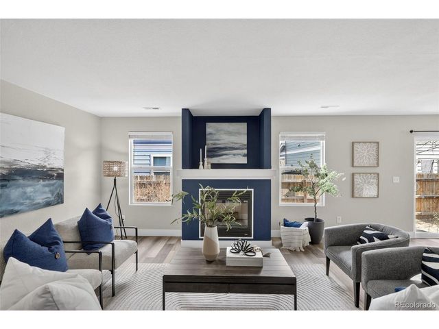 10576 Butte Dr, Longmont, CO 80504