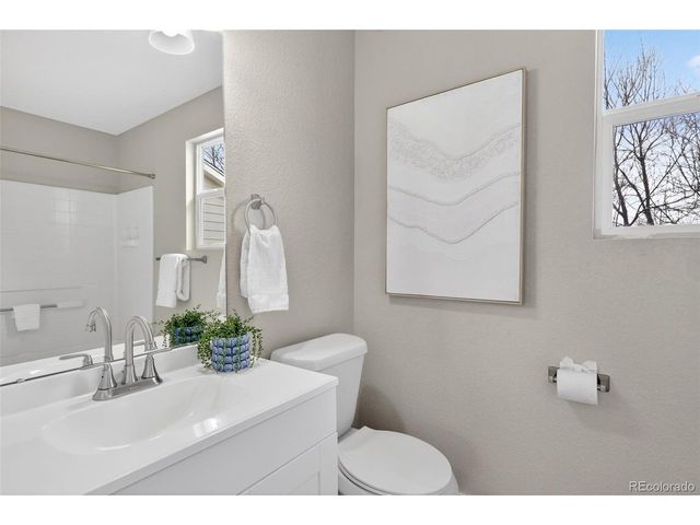 10576 Butte Dr, Longmont, CO 80504