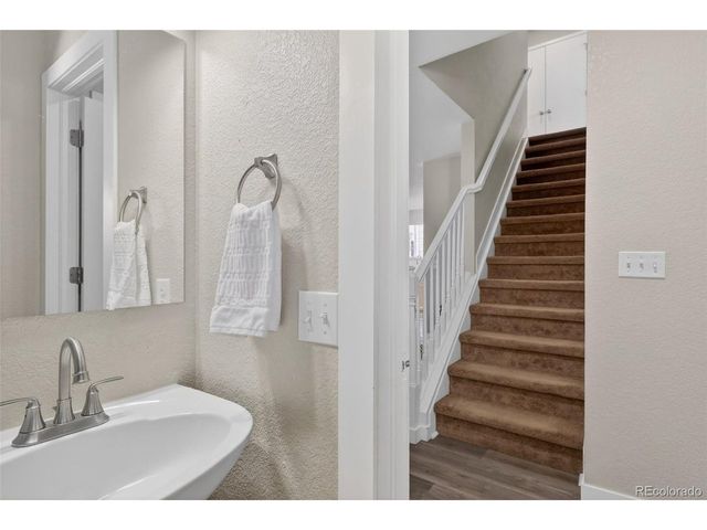 10576 Butte Dr, Longmont, CO 80504