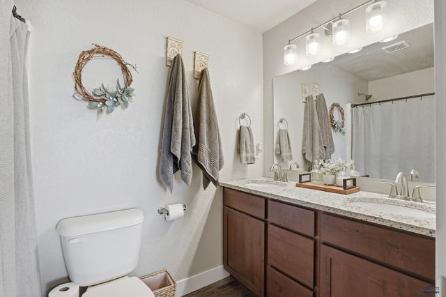 920 SUMMERFIELD DR, Rapid City, SD 57703