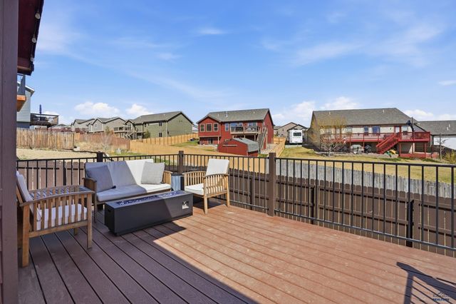 920 SUMMERFIELD DR, Rapid City, SD 57703