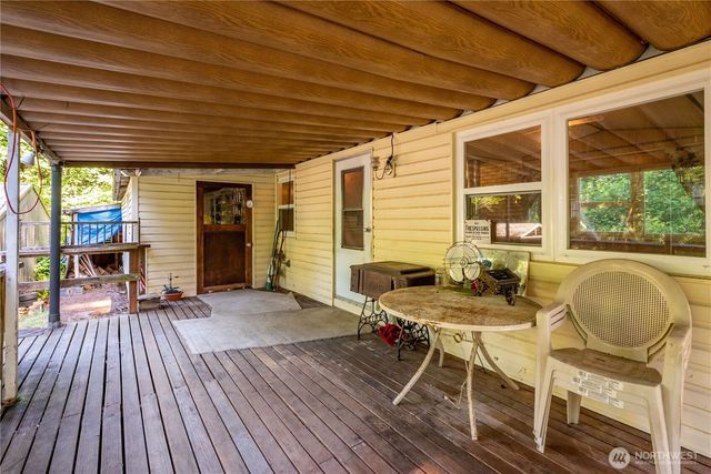 198 Burnett, Winlock, WA 98596