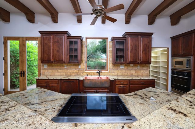 14629 N Granite Peak Place, Oro Valley, AZ 85755