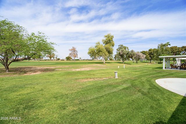 9518 W OAK RIDGE Drive, Sun City, AZ 85351