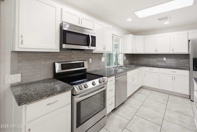 9518 W OAK RIDGE Drive, Sun City, AZ 85351