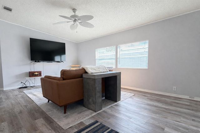 2585 SW Marquis Terrace, Stuart, FL 34997