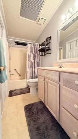 2585 SW Marquis Terrace, Stuart, FL 34997