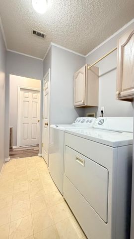 2585 SW Marquis Terrace, Stuart, FL 34997