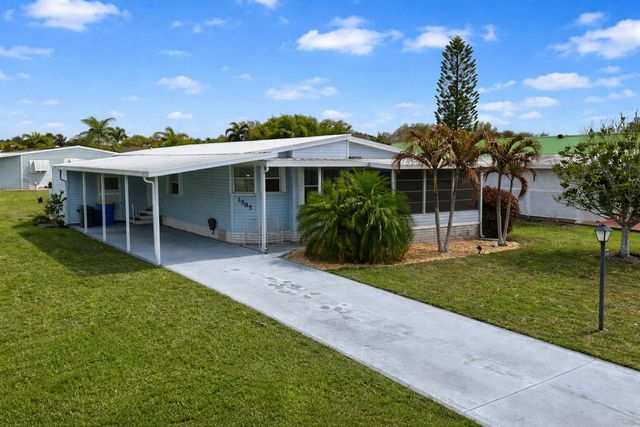 2585 SW Marquis Terrace, Stuart, FL 34997