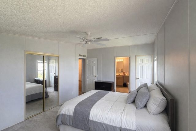 2585 SW Marquis Terrace, Stuart, FL 34997