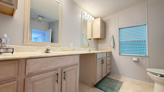 2585 SW Marquis Terrace, Stuart, FL 34997