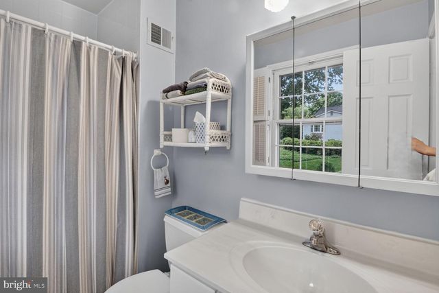 627 SMALLWOOD RD, Rockville, MD 20850