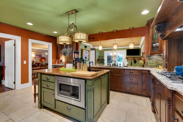 105 8th Ave, SE, Winchester, TN 37398
