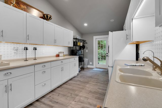 105 8th Ave, SE, Winchester, TN 37398