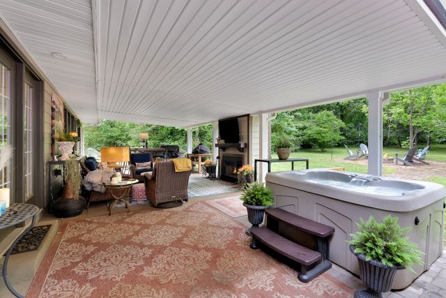 105 8th Ave, SE, Winchester, TN 37398