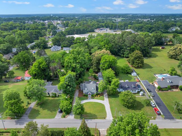 105 8th Ave, SE, Winchester, TN 37398