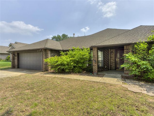 2512 Brookhaven Drive, Edmond, OK 73034