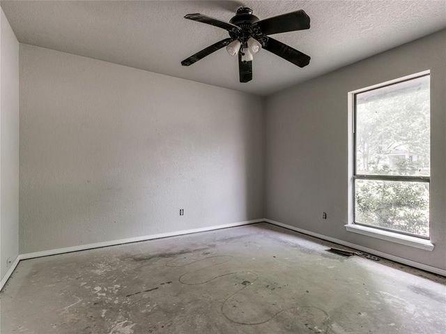 2512 Brookhaven Drive, Edmond, OK 73034