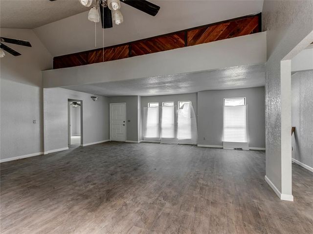 2512 Brookhaven Drive, Edmond, OK 73034