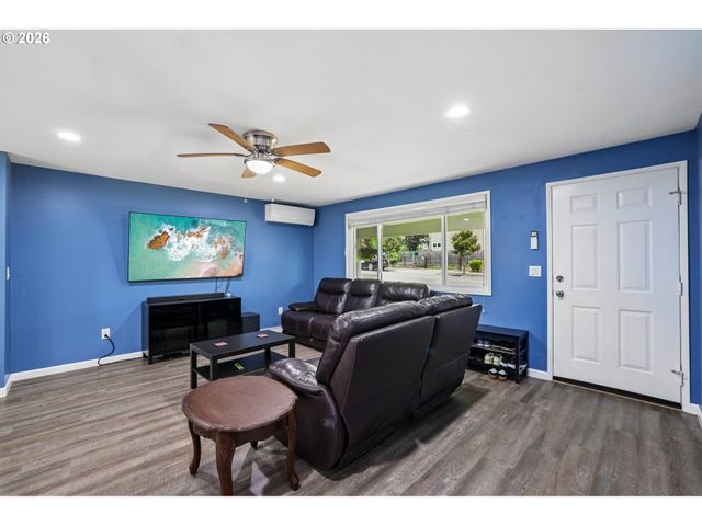 11444 Sw 115TH Ave, Portland, OR 97223