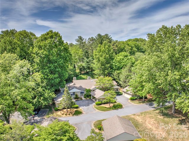 4102 Dominic Lane, Asheville, NC 28805