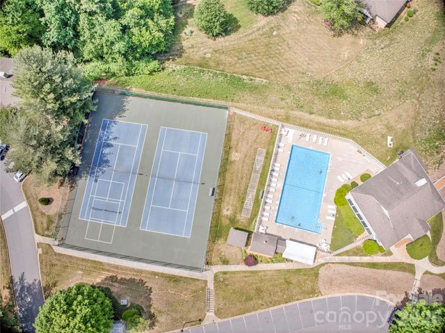 4102 Dominic Lane, Asheville, NC 28805