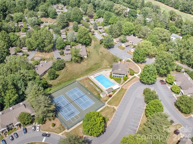 4102 Dominic Lane, Asheville, NC 28805