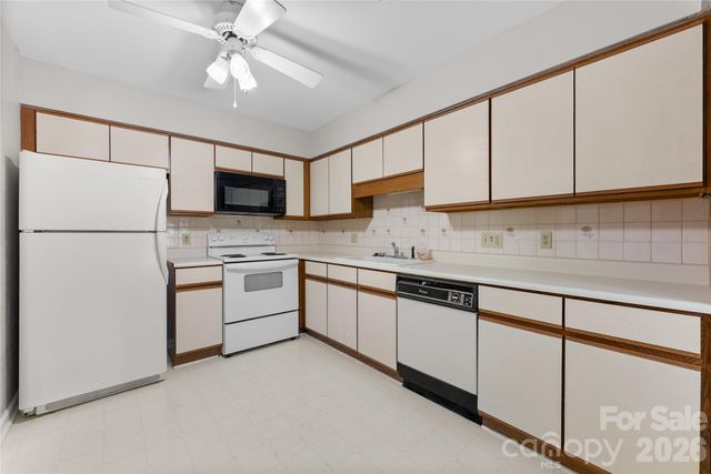 4102 Dominic Lane, Asheville, NC 28805