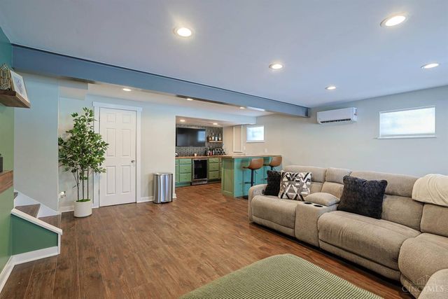 360 E State Road, Cleves, OH 45002