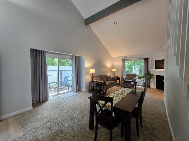 4033 Crossgate Court, Lawrence, KS 66047