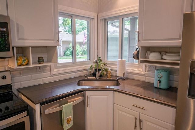 4033 Crossgate Court, Lawrence, KS 66047