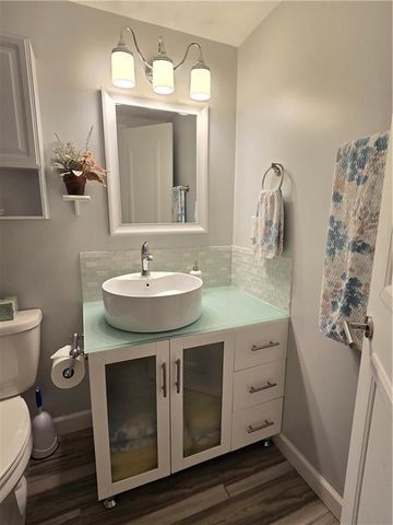 4033 Crossgate Court, Lawrence, KS 66047