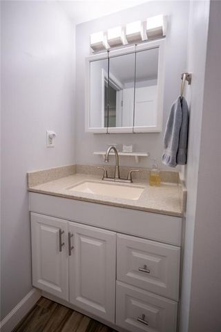 4033 Crossgate Court, Lawrence, KS 66047