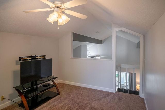 4033 Crossgate Court, Lawrence, KS 66047