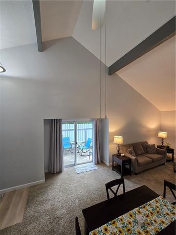 4033 Crossgate Court, Lawrence, KS 66047