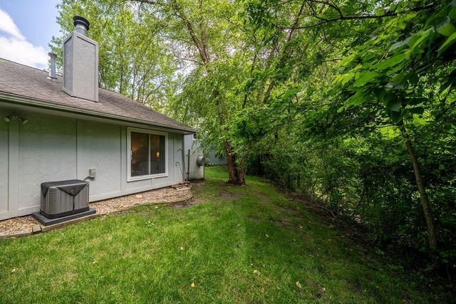 4033 Crossgate Court, Lawrence, KS 66047
