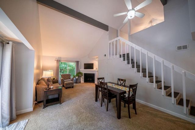 4033 Crossgate Court, Lawrence, KS 66047