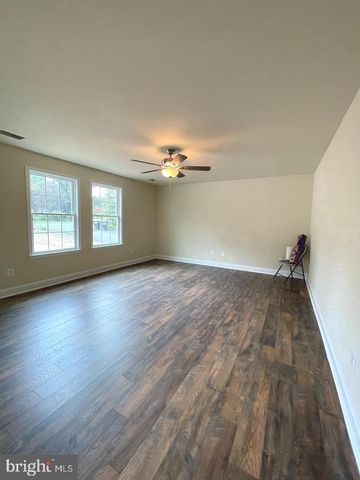 8112 LELAND, Manassas, VA 20111
