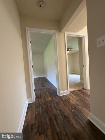 8112 LELAND, Manassas, VA 20111