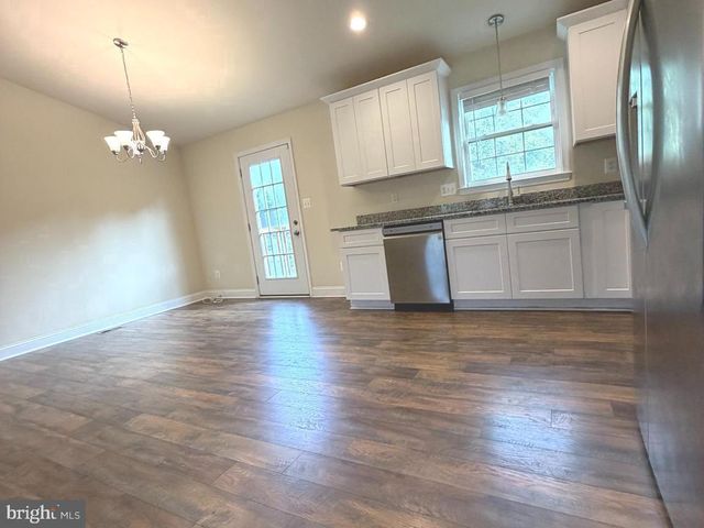 8112 LELAND, Manassas, VA 20111