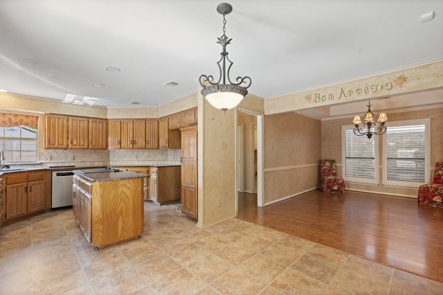 1208 Oriental Avenue, Arlington, TX 76011