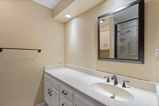 1208 Oriental Avenue, Arlington, TX 76011